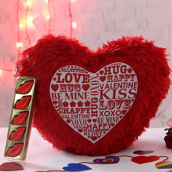 p-heart-shaped-cushion-with-kisses-chocolates-60821-m